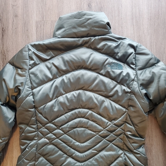 The North Face Jacket - Picture 5 of 7